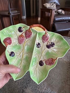 Vintage 1940’s Avon Ware Ceramic Leaf Bon Bon Dish with Berry Motif